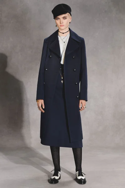 Look 11